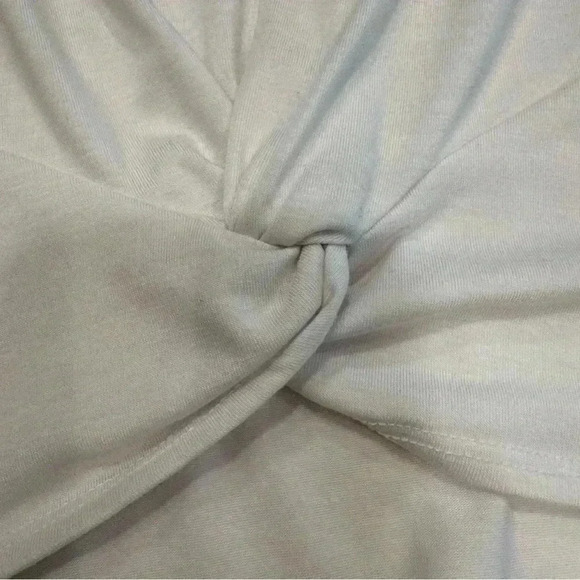 ATHLETA Womens S Essence Tee Cap Sleeve Twist  front  Short Sleeve dark Pink - Picture 8 of 8